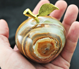 Миниатюра «Яблоко» из цельного агата 