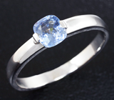 Золотое кольцо с небесно-голубым сапфиром 0,57 карат Золото