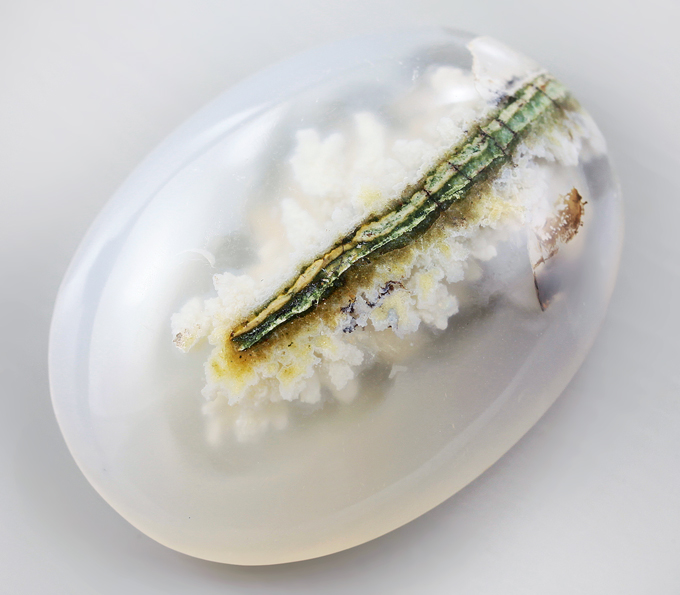 Индонезийский агат 30 карат