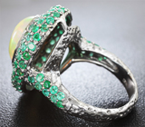 Серебряное кольцо с кристаллическим опалом и изумрудами Серебро 925