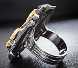 Серебряное кольцо с кристаллическими опалами и сапфиром Серебро 925