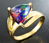 Золотое кольцо с кристаллическим черным опалом 1,94 карат Золото