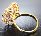 Золотое кольцо с ярким танзанитом массой 3,12 карат и бриллиантами Золото
