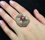 Оригинальное серебряное кольцо с родолитами и мозамбикскими гранатами Серебро 925