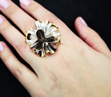 Серебряное кольцо-цветок с разноцветными сапфирами и цаворитом  Серебро 925