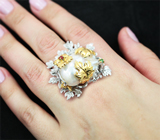 Серебряное кольцо с жемчугом барокко, цаворитом и рубином Серебро 925