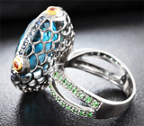 Серебряное кольцо с голубым топазом, рубинами, синими сапфирами и цаворитами Серебро 925