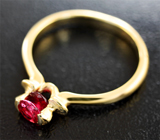 Золотое кольцо с двумя рубиновыми шпинелями 0,36 карат Золото