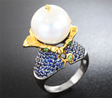 Серебряное кольцо с жемчужиной, цаворитами и синими сапфирами Серебро 925