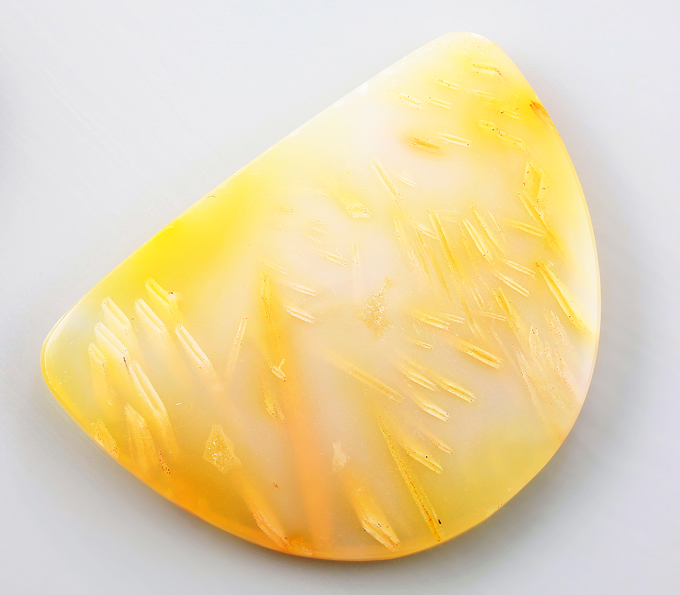 Индонезийский агат с рутилом 28,6 карат