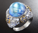 Серебряное кольцо с лунным камнем и синими сапфирами  Серебро 925
