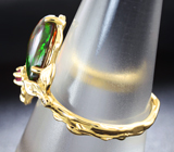 Золотое кольцо с кристаллическим черным опалом 1,22 карат, рубином и бриллиантом Золото