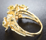 Золотое кольцо с андалузитом, сфенами и бриллиантами Золото