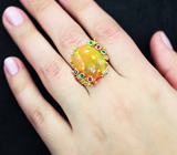 Золотое кольцо с потрясающим кристаллическим опалом 8,65 карат, рубинами, цаворитами и желтыми сапфирами Золото