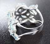 Великолепное серебряное кольцо с голубыми топазами Серебро 925