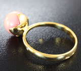 Золотое кольцо с кораллом 4,8 карат и бриллиантами Золото