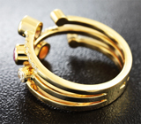 Золотое кольцо с разноцветными сапфирами и бриллиантами Золото