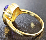 Золотое кольцо с полихромным танзанитом Золото
