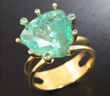 Золотое кольцо с уральским изумрудом 5,38 карат и бриллиантами Золото