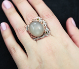 Серебряное кольцо с лунным камнем, диопсидами и синими сапфирами Серебро 925