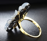 Золотое кольцо с резным ониксом и кварцем 31,66 карат, бриллиантами Золото