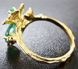 Золотое кольцо с изумрудами и бриллиантом Золото