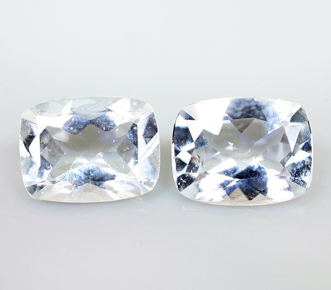 Пара гошенитов 2,33 карат