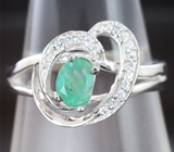 Изысканное серебряное кольцо с изумрудом Серебро 925