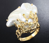 Кольцо с жемчужиной барокко и желтыми сапфирами Золото