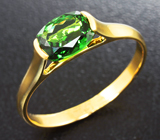 Золотое кольцо с хромовым турмалином 0,98 карат Золото
