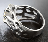 Серебряное кольцо cо звездчатым сапфиром и цаворитами Серебро 925