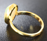 Золотое кольцо с кристаллическим эфиопским опалом Золото