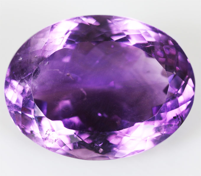 Аметист со сменой цвета 24,79 карат