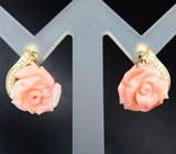 Золотые серьги с резным кораллом 13,64 карат и бриллиантами Золото