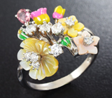 Серебряное кольцо с розовым турмалином, резным перламутром и цветной эмалью Серебро 925