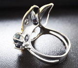 Серебряное кольцо со звездчатыми сапфирами и цаворитами Серебро 925