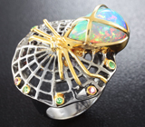 Серебряное кольцо «Паук» с кристаллическим эфиопским опалом, цаворитами и сапфирами Серебро 925
