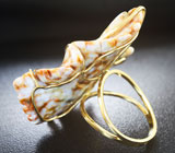 Золотое кольцо с резным агатом 54,12 карат и цаворитами Золото