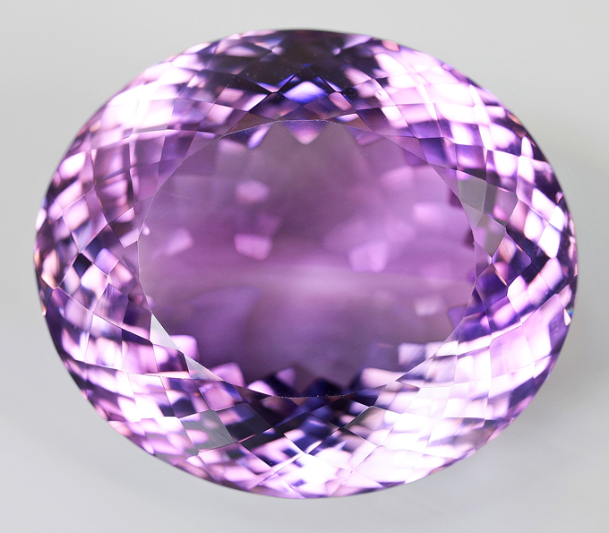 Крупный аметист 68,67 карат
