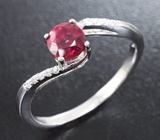Изящное серебряное кольцо с рубином Серебро 925