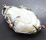 Серебряный кулон с жемчужиной барокко и сапфирами Серебро 925