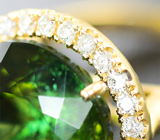 Золотое кольцо с крупным турмалином превосходной огранки и бриллиантами высоких характеристик Золото