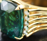 Золотое кольцо с неоново-изумрудным турмалином 12+ карат и бриллиантами Золото