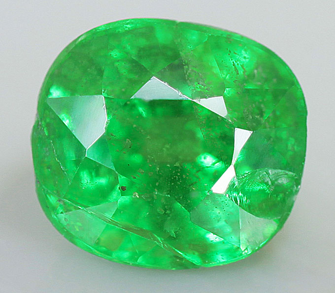 Цаворит 0,77 карат
