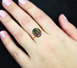 Золотое кольцо с превосходным черным опалом 1,62 карат Золото