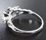 Золотое кольцо с сине-фиолетовой шпинелью 1,24 карат и бриллиантами Золото