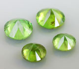 Набор из 4 уральских демантоидов 0,88 карат 