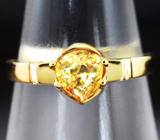 Золотое кольцо с сапфиром в форме сердца 0,77 карат Золото