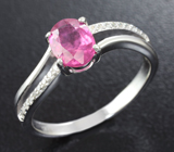 Прелестное серебряное кольцо с розовым сапфиром Серебро 925