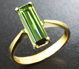 Золотое кольцо с зеленым турмалином 1,36 карат Золото